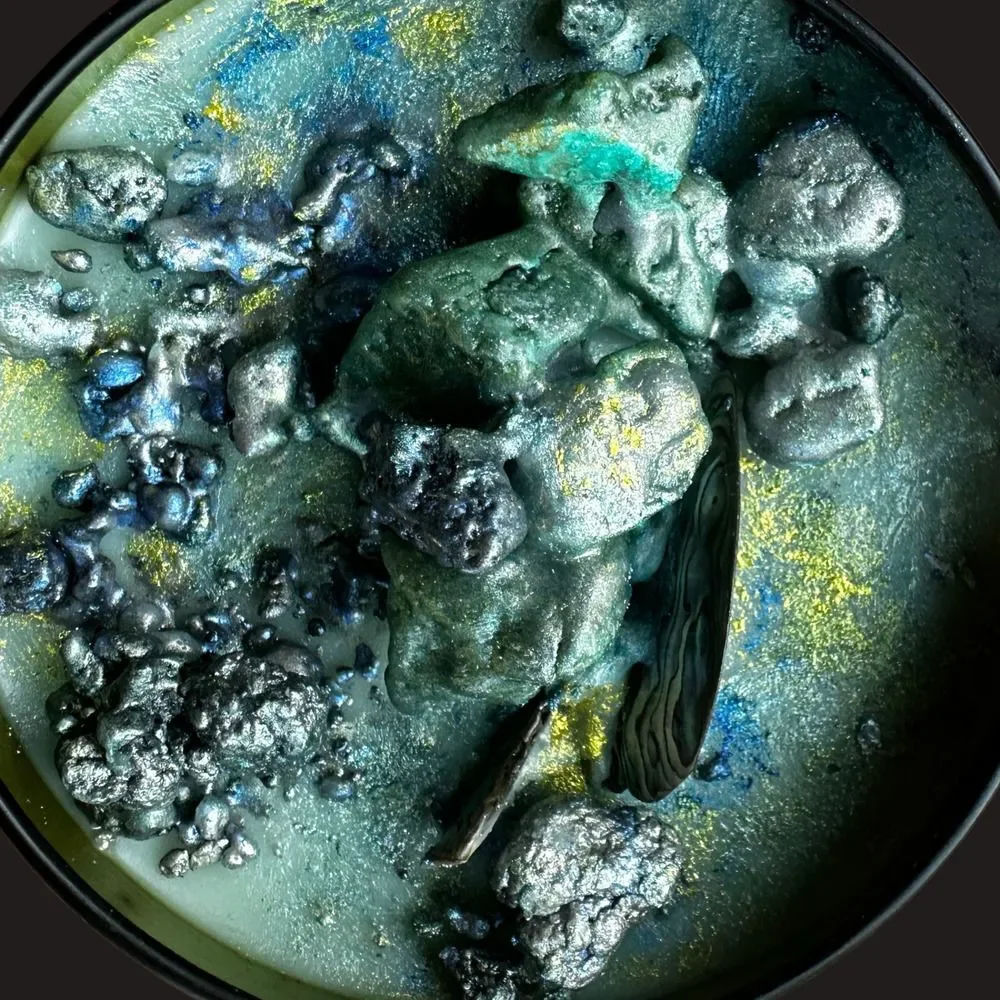Sea Serpent's Kiss Luxury Wickless Candle: Cedar Amber Musk Scent